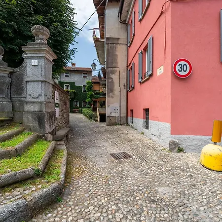 By Wonderful Italy Apartment